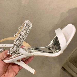 Badgley Mischka Ivory Sandals